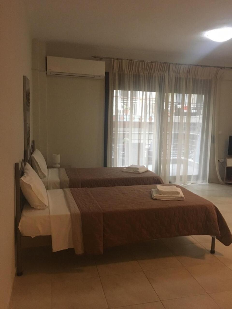 Il Mondo Apartments スタブロス エクステリア 写真